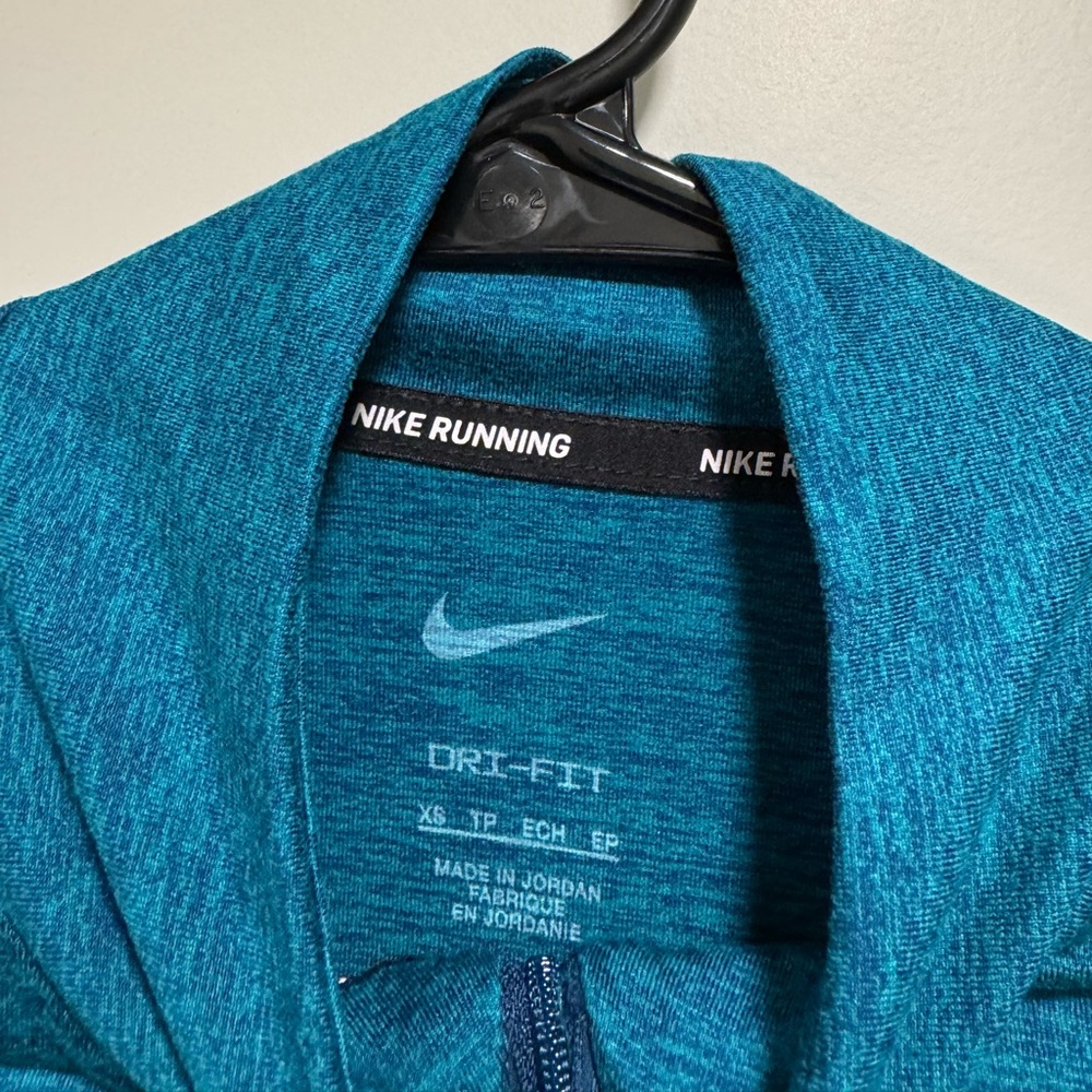 Nike Element Women's 1/2-zip Long-Sleeve Running Top - Picture 5 of 9